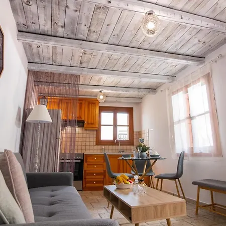 Σπίτι διακοπών Avli Traditional With Private Jacuzzi Χερσόνησος