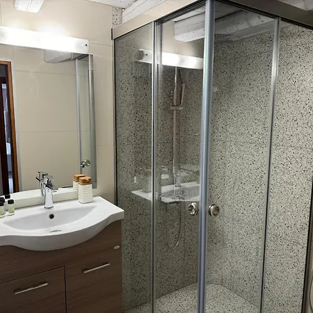 Будинок відпочинку Avli Traditional With Private Jacuzzi Херсонісос