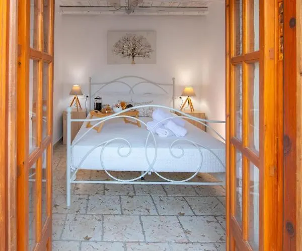 Feriehus Avli Traditional With Private Jacuzzi Hersonissos (Crete)