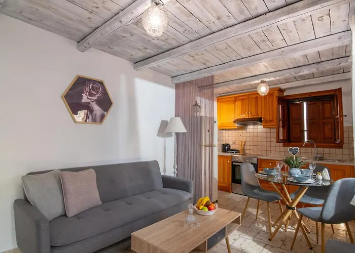 Feriehus Avli Traditional With Private Jacuzzi