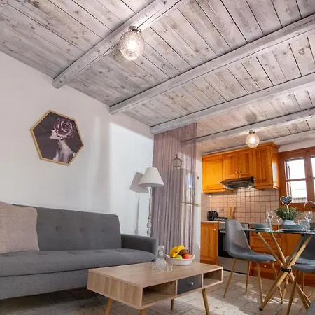 Avli Traditional With Private Jacuzzi Prázdninový dům