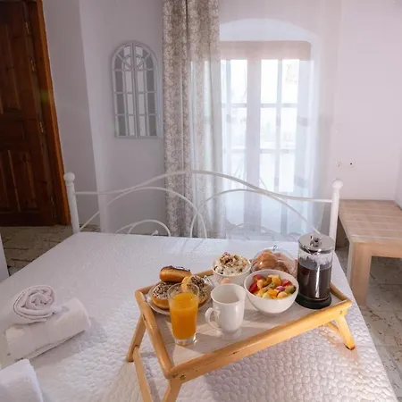 Prázdninový dům Avli Traditional With Private Jacuzzi